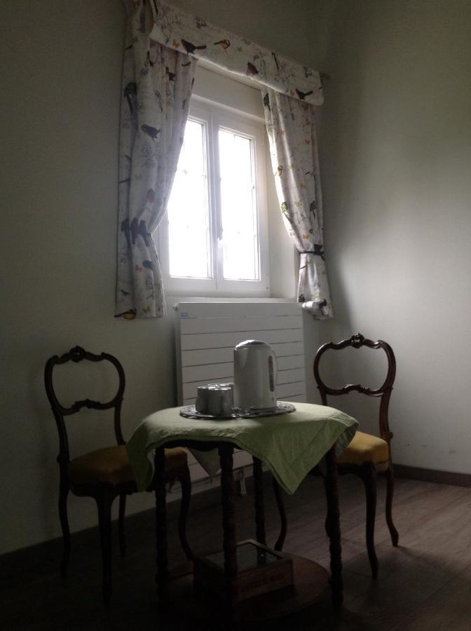 Le Saint Aubin- Maison D Hotes Dans Ce Monastere Du 16 Siecle Amfreville-la-Campagne Luaran gambar
