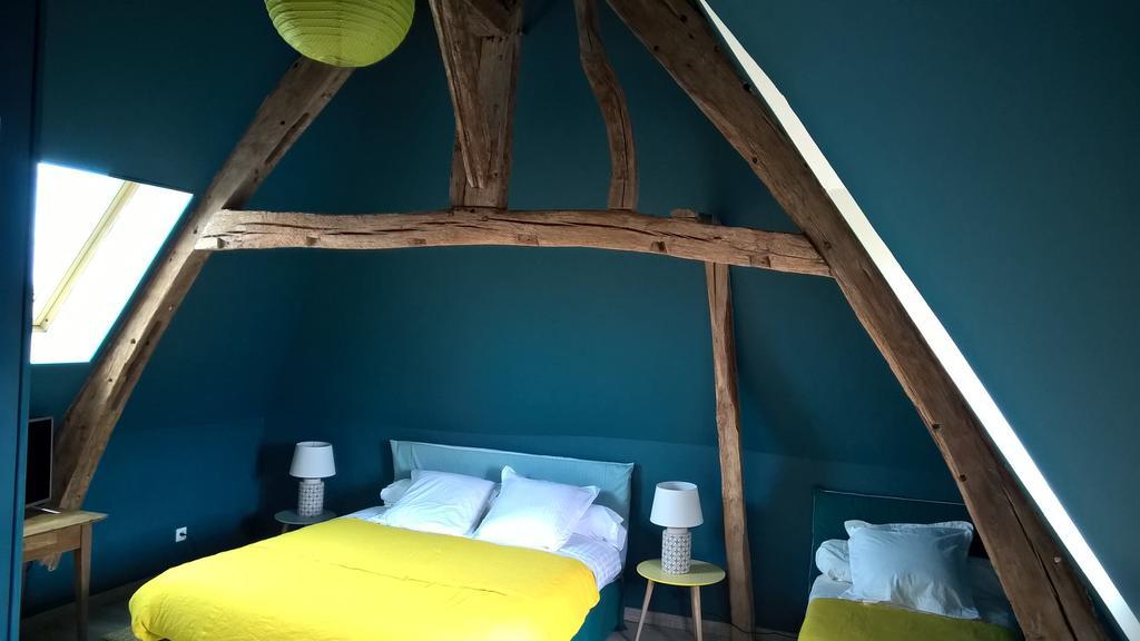 Le Saint Aubin- Maison D Hotes Dans Ce Monastere Du 16 Siecle Amfreville-la-Campagne Luaran gambar